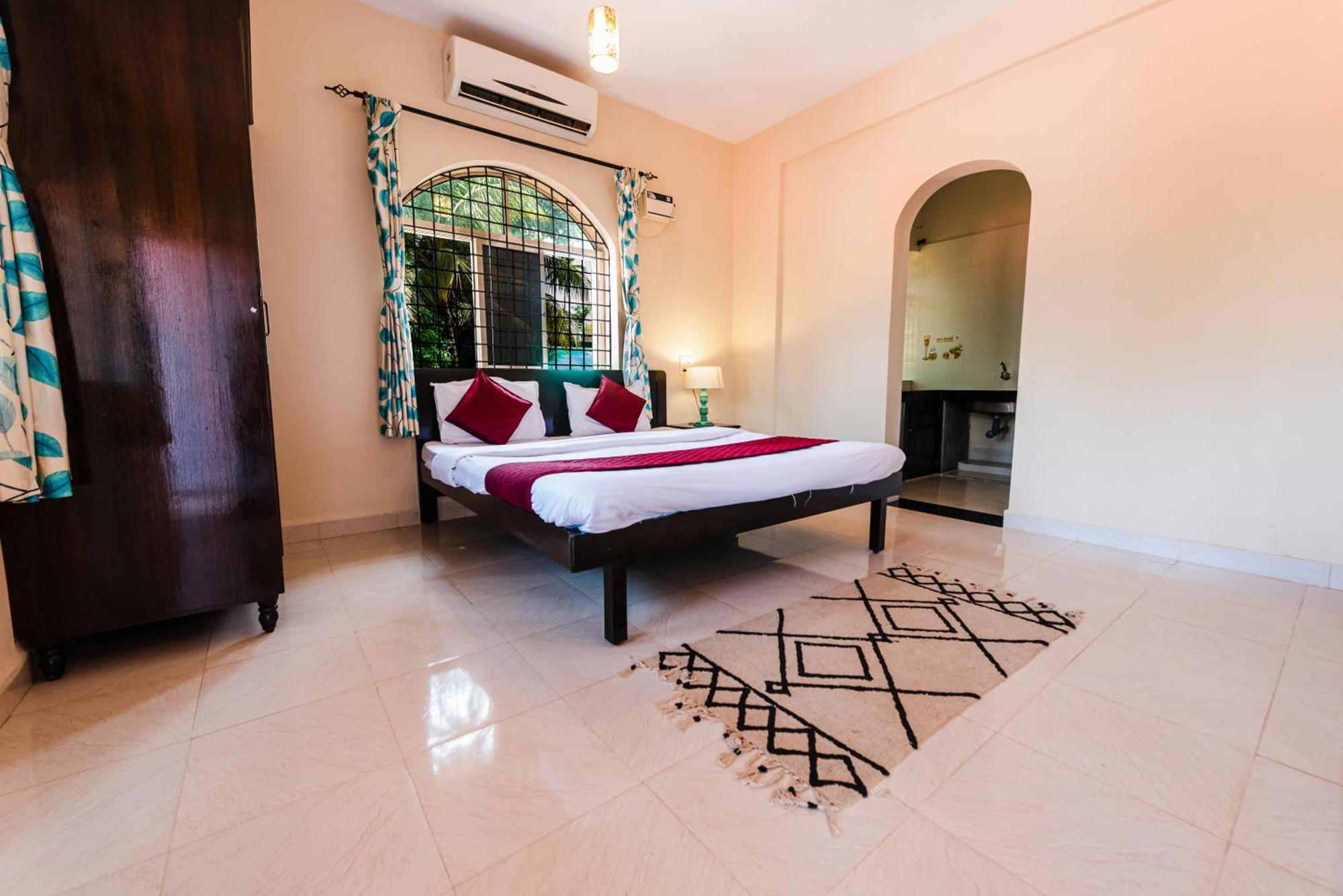 Hotel La Paulo'S Near Beach Resort Morjim Dış mekan fotoğraf