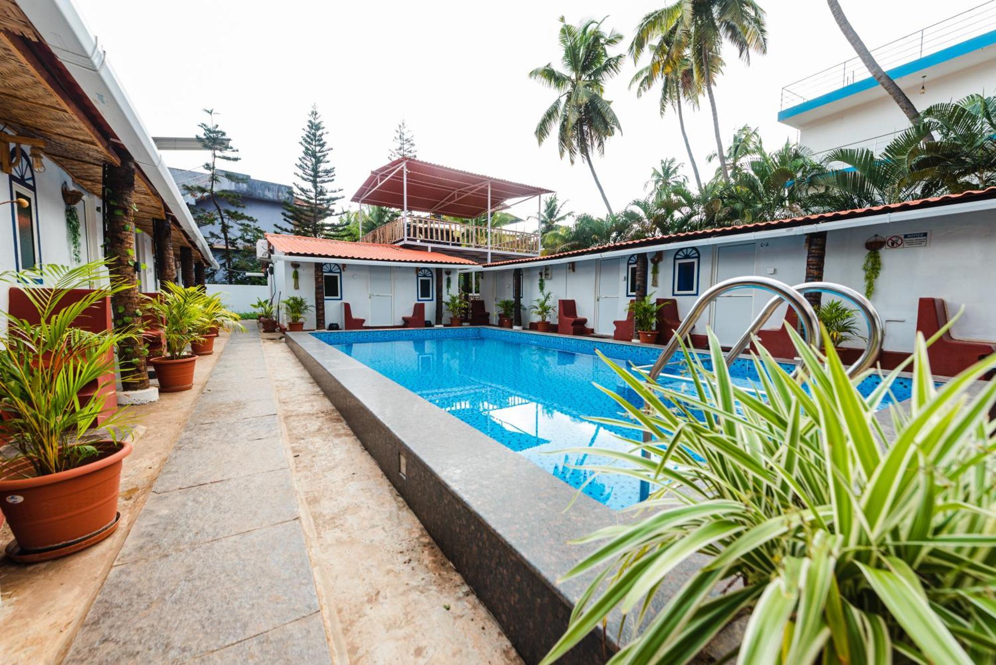 Hotel La Paulo'S Near Beach Resort Morjim Dış mekan fotoğraf